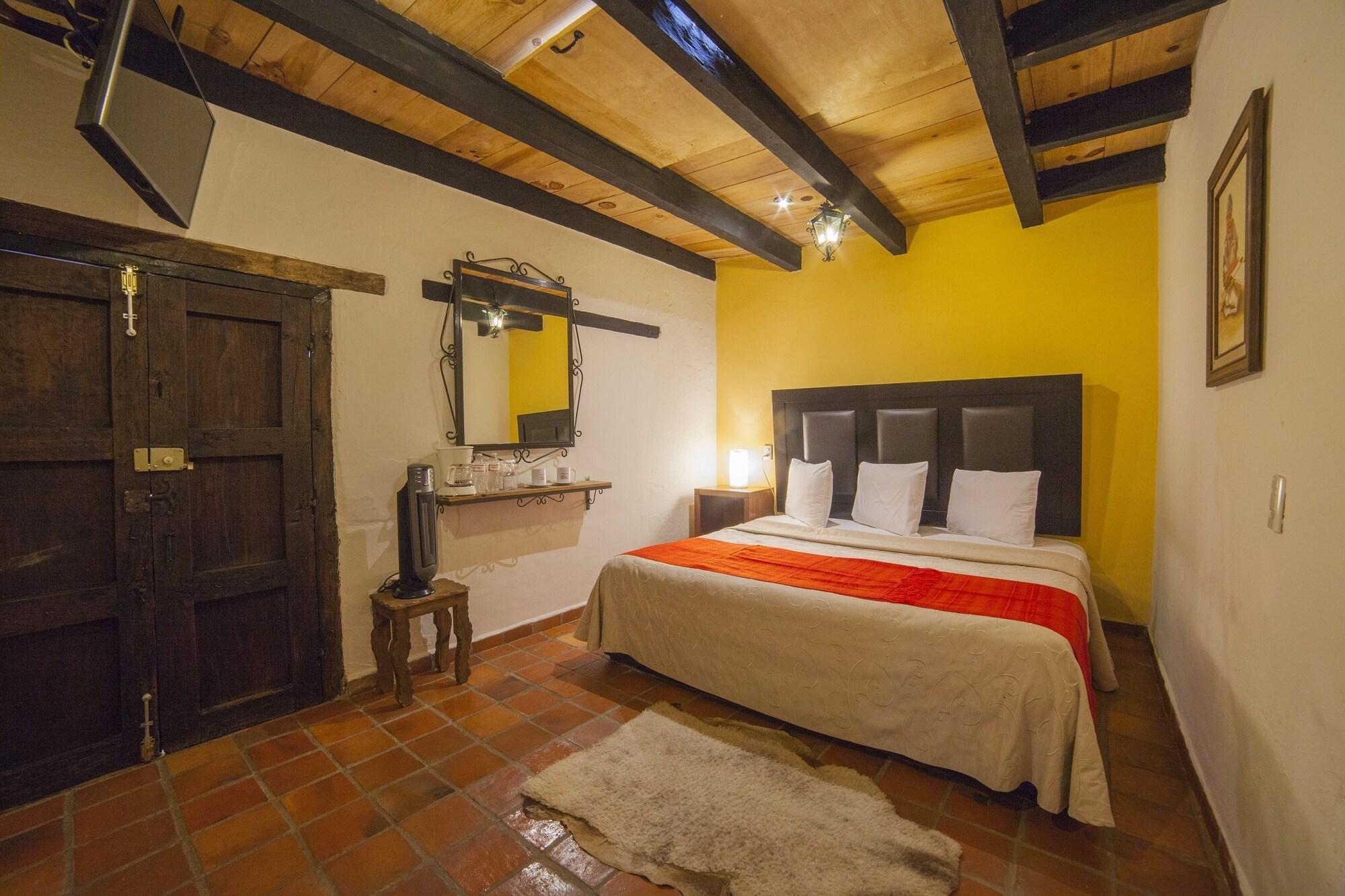 Hotel Adobe Y Teja San Cristóbal de Las Casas Exterior foto